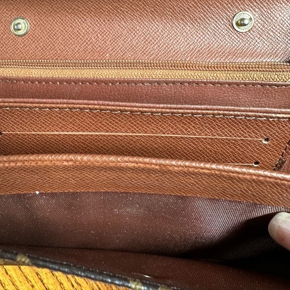 Louis Vuitton Monogram Wallet - Brown - Picture 11 of 11